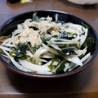 ワカメとタマネギのポン酢あえ